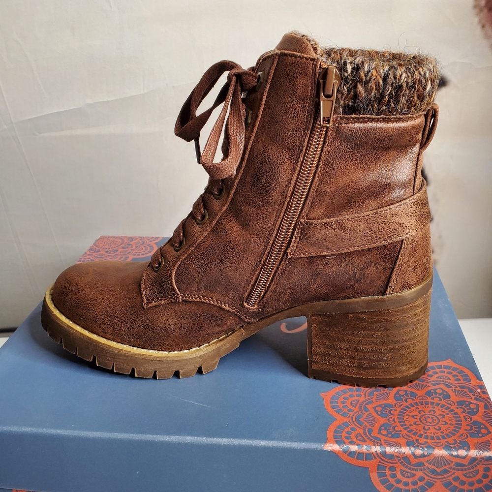 Carlos - Picture 2 of 3